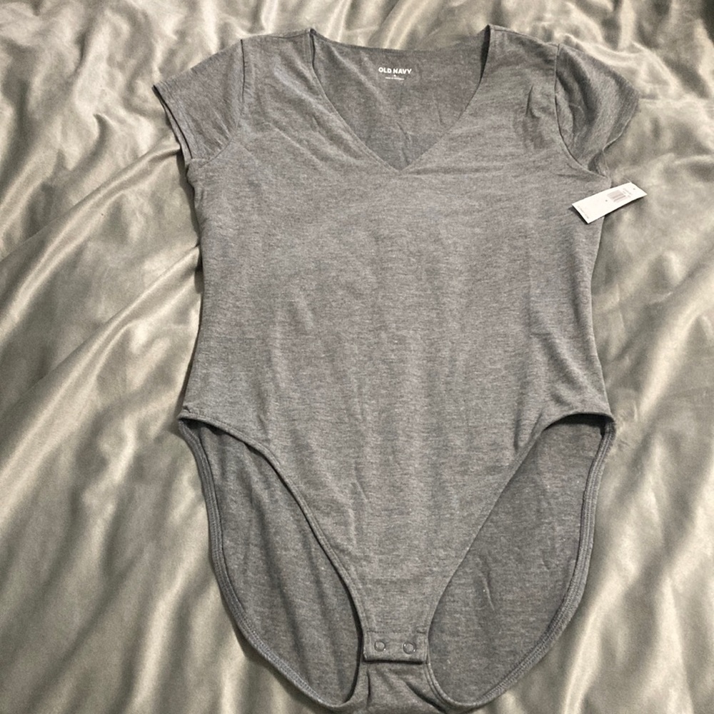 NWT Old Navy gray short sleeve bodysuit size M